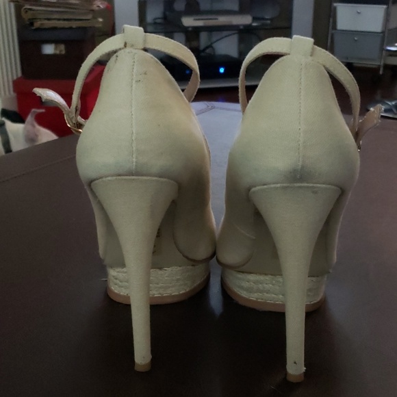 Shoedazzle Fabric platform pump - Picture 3 of 5